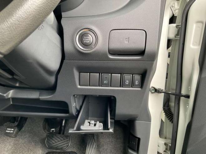 デリカD:2 1.2 S 4WD　プッシュスタート　両側パワースライドドア　HIDヘッドライト　フォグランプ　シートヒーター 1200