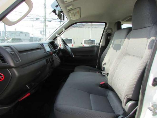 レジアスエース3.0 DX ロングボディ GLパッケージ ディーゼルターボ 4WD　社外ナビ/バックカメラ/フルセグTV/Bluetooth/ETC/ドライブレコーダー/LEDヘッドライト 3000