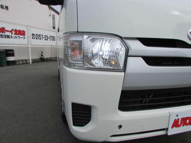 レジアスエース3.0 DX ロングボディ GLパッケージ ディーゼルターボ 4WD　社外ナビ/バックカメラ/フルセグTV/Bluetooth/ETC/ドライブレコーダー/LEDヘッドライト 3000