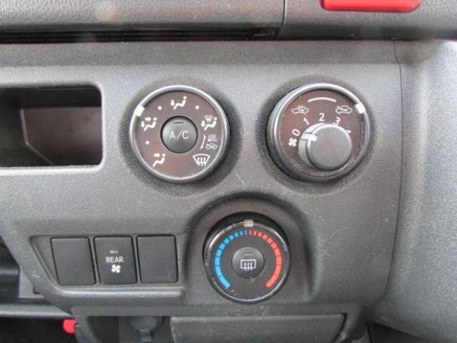 レジアスエース3.0 DX ロングボディ GLパッケージ ディーゼルターボ 4WD　社外ナビ/バックカメラ/フルセグTV/Bluetooth/ETC/ドライブレコーダー/LEDヘッドライト 3000