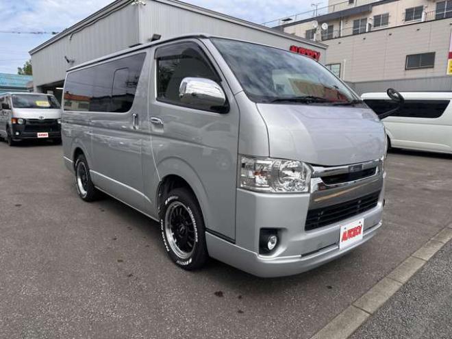ハイエースバン2.8 スーパーGL ロング ディーゼルターボ 4WD　リアクーラー&ヒーター　プッシュスタート　スマートキー　　ベッドキッド LEDヘッドライト横滑り防止　衝突被害軽減　車線逸脱　トヨタ純正ナビ　フルセグTV　Bluetooth　バックカメラ トヨタ純正リアモニター ETC 2800