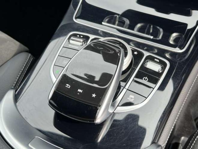 ベンツGLC 220 d 4マチック スポーツ ディーゼルターボ 4WD　純正ナビ　全方位カメラ　フルセグTV　ディストロニックプラス　全席シートヒーター　パークトロニック　LEDヘッドライト　電動リアゲート　パドルシフト　ハーフレザー　アンサーバック　アンビエントライト 正規輸入車 2100