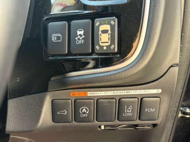 アウトランダー2.4 24G ナビパッケージ 4WD　パワーバックドア/エンスタ/バックカメラ/レーンキープ/プッシュスタート/ETC 2400