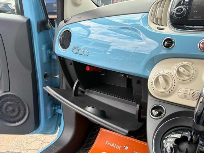 フィアット500(チンクエチェント) ツインエア ポップ　 正規輸入車 2WD 900