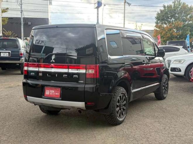 デリカD：5 2.2 D パワーパッケージ ディーゼルターボ 4WD　車検10年2月　両側パワースライド　アルミ・ホワイトレター 2300