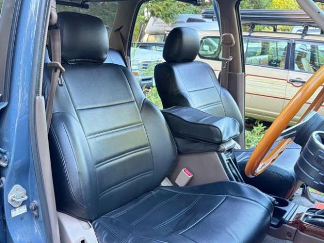 ハイラックスサーフ2.7 SSR-X プレミアムセレクション 4WD　4WD　本州仕入　ETC　ナビ　TV　キーレスエントリー　AT　Bluetooth　ABS　エアコン　パワーステアリング 2700