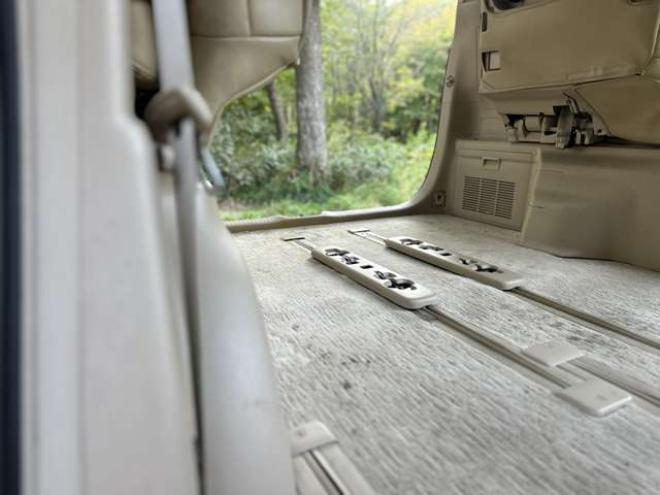 ヴェルファイア2.4 X 4WD　ワンオーナー　パワーウィンドウ　パワステ　社外ナビ　純正アルミ　ABS　キーレス　バックカメラ　左側電動スライドドア　ETC　ワイパーデアイサー 2400