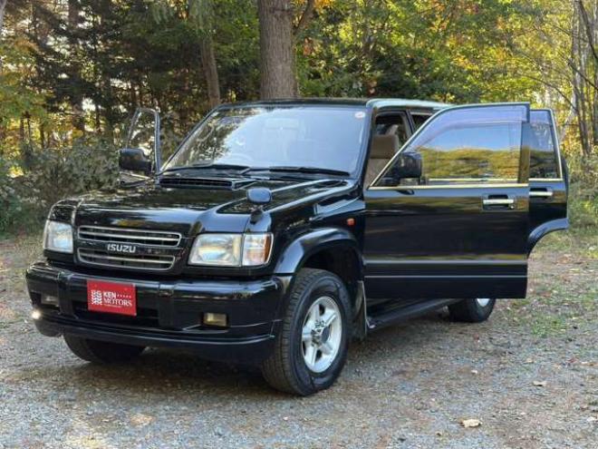 ビックホーン3.0 プレジールII ロング ディーゼルターボ 4WD　ディスプレイオーディオ・ETC・1ナンバー登録 3000