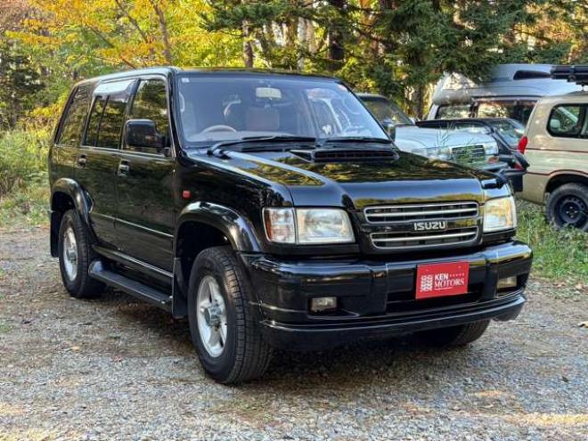 ビックホーン3.0 プレジールII ロング ディーゼルターボ 4WD　ディスプレイオーディオ・ETC・1ナンバー登録 3000