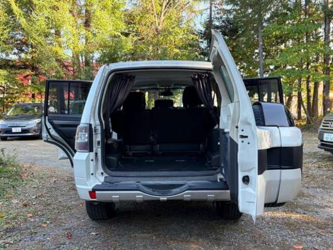 パジェロ3.2 ロング エクシード ディーゼルターボ 4WD　社外ナビバックカメラ地デジ　シートヒーター　クルーズコントロール 3200