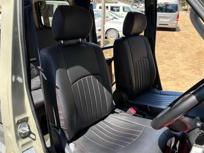 タウンエースバン1.5 GL 4WD　バックカメラ　エアコン　ドライブレコーダー　ETC　パワステ　パワーウィンドウ　ABS　キーレスエントリー　ベッドキット　寒冷地仕様　全塗装済 1500