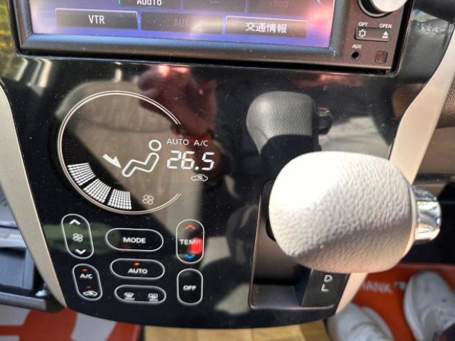 デイズ4WD ハイウェイスターX  Vセレクション　セーフティII  衝突軽減ブレーキ　横滑り防止　フルセグナビテレビ　アラウンドビュー　バックカメラ　Bluetooth シートヒーター 4WD 660 5Dr