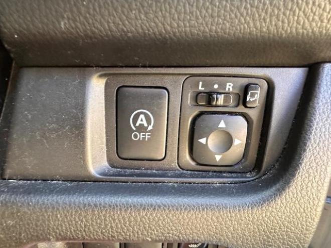 デイズ4WD ハイウェイスターX  Vセレクション　セーフティII  衝突軽減ブレーキ　横滑り防止　フルセグナビテレビ　アラウンドビュー　バックカメラ　Bluetooth シートヒーター 4WD 660 5Dr