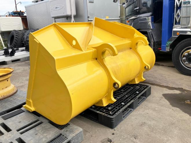 ホイールローダコマツ　中古　WA100-6　タイヤショベル　建機　