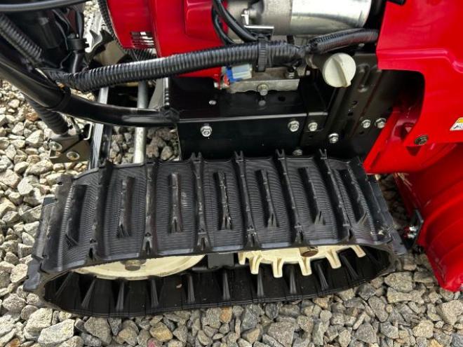 除雪機ホンダHS 760ピカピカです