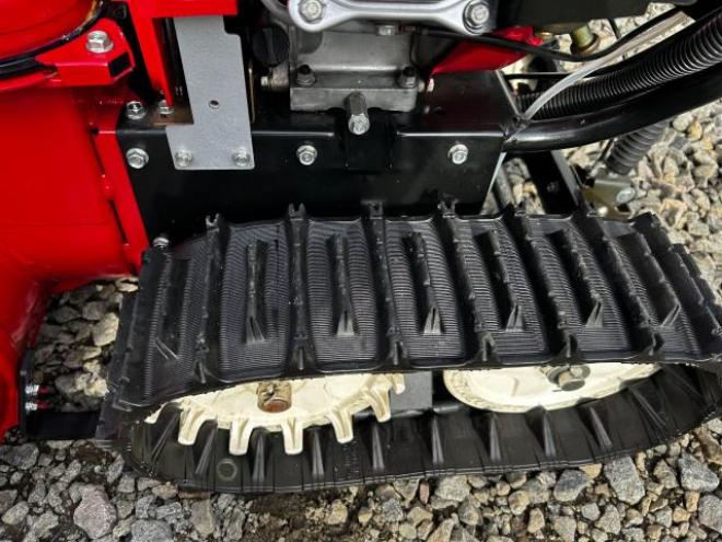 除雪機ホンダHS 760ピカピカです