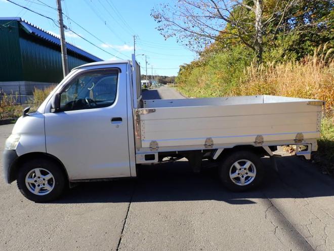 タウンエーストラックアルミアオリ　恵庭ヤード 4WD