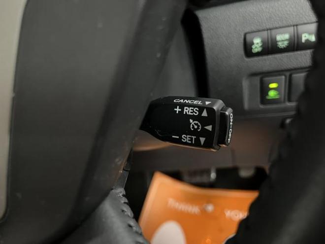 ヴェルファイア２．４Ｚ　ゴールデンアイズII　本州仕入　ワンオーナー　最終後期型　禁煙車　純正ブラックハーフレザーシート　ストラーダナビ　地デジ　ＤＶＤ再生　Ｂｌｕｅｔｏｏｔｈ　リアフリップダウンモニター　両側パワースライドドア　パワーバックドア 4WD 2400 5Dr