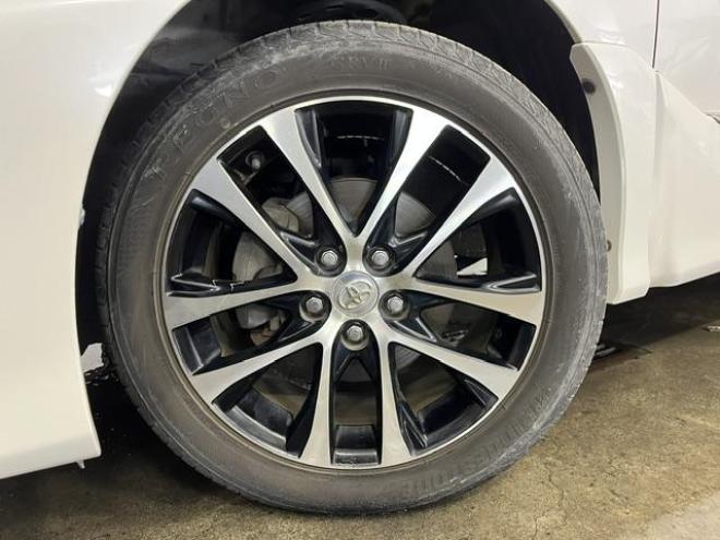 エスティマアエラス　プレミアムエディション　本州仕入　寒冷地仕様　禁煙車　両側パワースライドドア　純正ナビ　地デジ　Ｂｌｕｅｔｏｏｔｈ　バックカメラ　純正１８インチＡＷ　社外１６ＡＷ＋スタッドレスタイヤ付　ブラックレザーシートカバー　ＥＴＣ 4WD 2400 5Dr