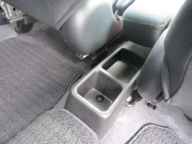 eKワゴンG　4速オートマ 1オーナー 走行17000km シートヒーター キーレス ドアバイザープライバシーガラス 社外アルミ スタッドレス+ホイールセット積込み 2WD 660