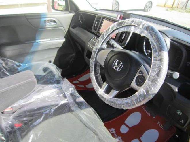 N-ONEツアラー Lパッケージ 4WD　道外仕入れ 社外15インチブロンズAW BIuetooth ナビ&TV スマートキー Pスタート HID クルーズコントロール ドアバイザー 記録簿 スタッドレス+ホイール積込み 1年間走行無制限保証付 660