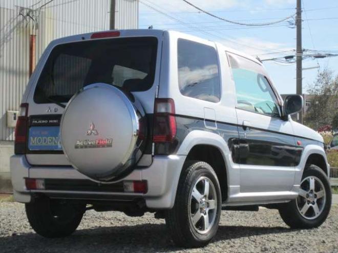 パジェロミニアクティブフィールド エディション 4WD　ターボ　純正アルミ　背面ハードカバー　フォグ　Pガラス ナビ シートヒーター キーレス 三菱ディーラーでTベルト ウオーターポンプ テンショナー交換済 冬タイヤ+アルミ積込み 660