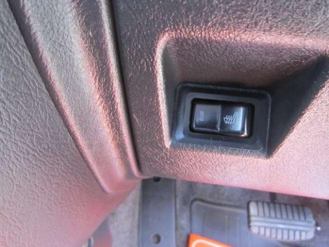 パジェロミニアクティブフィールド エディション 4WD　ターボ　純正アルミ　背面ハードカバー　フォグ　Pガラス ナビ シートヒーター キーレス 三菱ディーラーでTベルト ウオーターポンプ テンショナー交換済 冬タイヤ+アルミ積込み 660