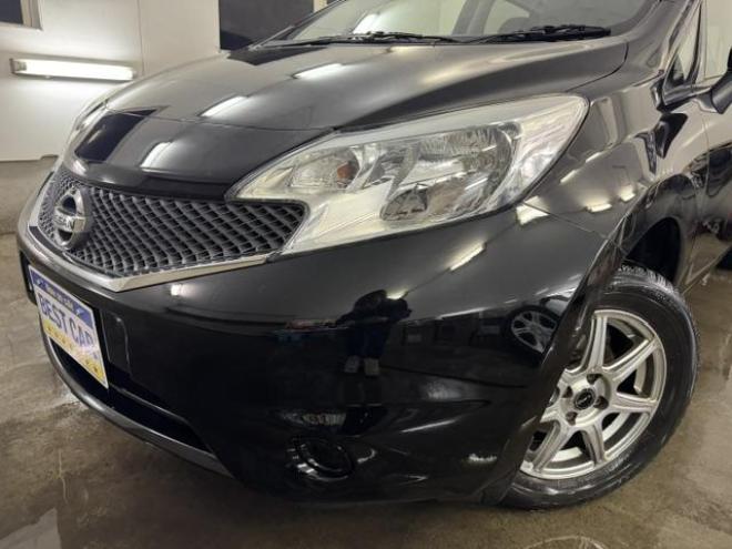 ノートＸ　Ｆｏｕｒ　禁煙車　寒冷地仕様　衝突軽減エマージェンシーブレーキ　レーンモニタリング　エンジンスターター　インテリジェントキー　純正ナビ　地デジ　Ｂｌｕｅｔｏｏｔｈオーディオ　横滑り防止装置　ＥＴＣ　横滑り防止 4WD 1200 5Dr
