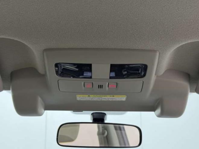 インプレッサスポーツ 2.0 i アイサイト アイボリーセレクション 4WD　ナビ　TV　Bカメラ　Bluetooth　夏冬タイヤ 2000