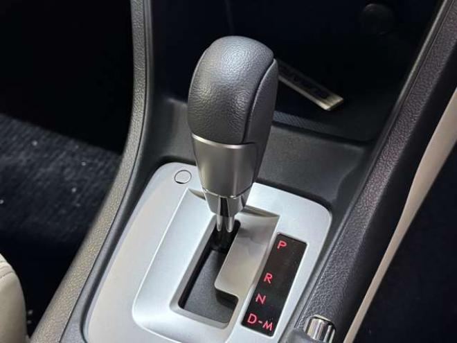 インプレッサスポーツ 2.0 i アイサイト アイボリーセレクション 4WD　ナビ　TV　Bカメラ　Bluetooth　夏冬タイヤ 2000