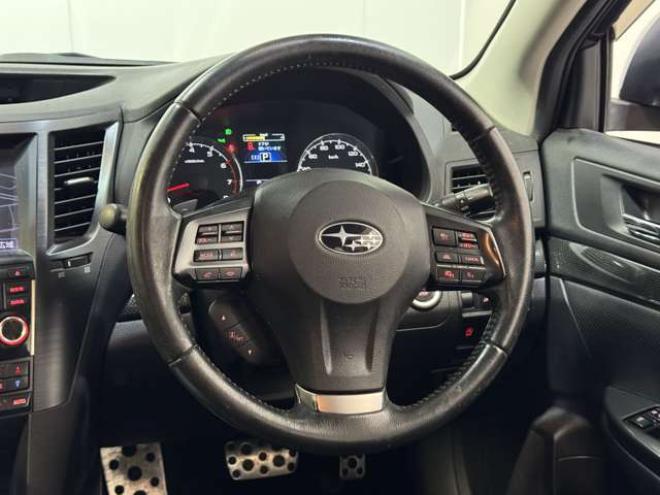 レガシィB4 2.5 i Bスポーツ アイサイト Gパッケージ 4WD　ナビ　TV　Bカメラ　Bluetooth　マッキントッシュ　夏冬タイヤ 2500