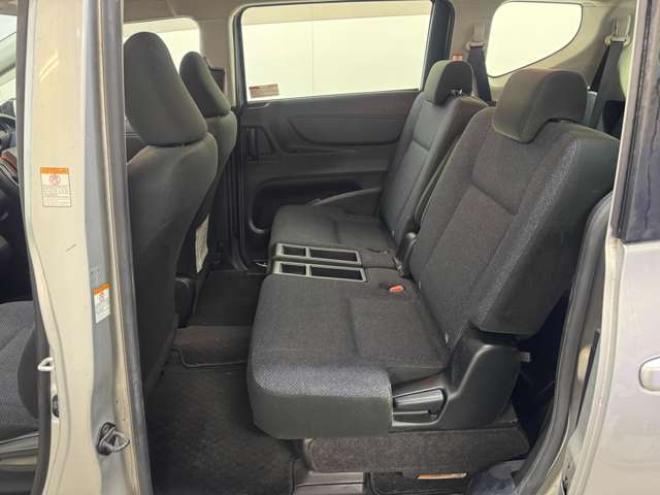 シエンタ1.5 X Vパッケージ 4WD　夏冬タイヤ　ナビ　TV　Bカメラ Bluetooth 1500