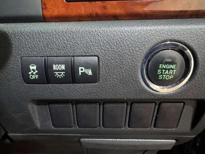 アルファード2.4 240S プライムセレクションII 4WD　ナビ　TV　Bカメラ　Bluetooth　フリップダウン　両側Pスライド　パワーバックドア 2400
