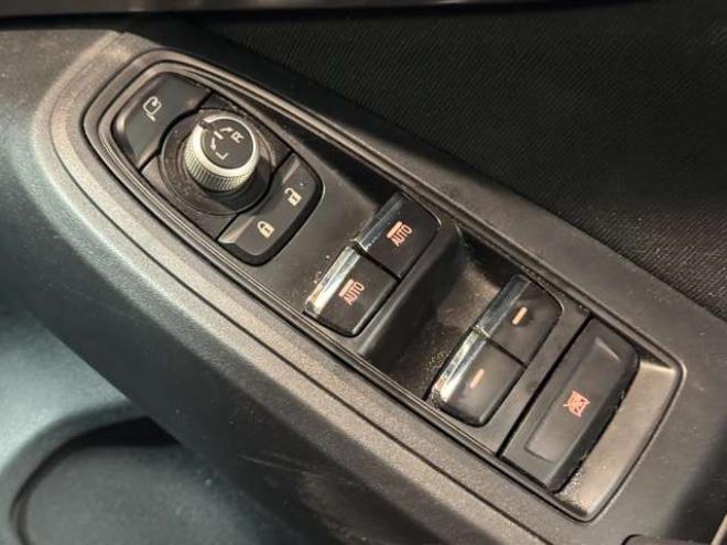 インプレッサスポーツ 2.0 i-S アイサイト 4WD　ナビ　TV　Bluetooth 2000