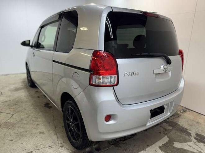 ポルテ1.5 X 4WD　ナビ　TV　Bカメラ　Bluetooth　Pスライド　夏冬タイヤ 1500