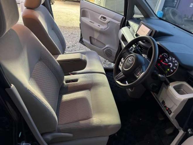 ムーヴL 4WD　ナビ　TV　12ヵ月点検済　下廻り防錆塗装済 660