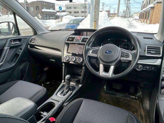 フォレスター2.0i-L アイサイト 4WD　社外ナビ　社外テレビ　パドルシフ　エックスモード付き　アイサイト 2000