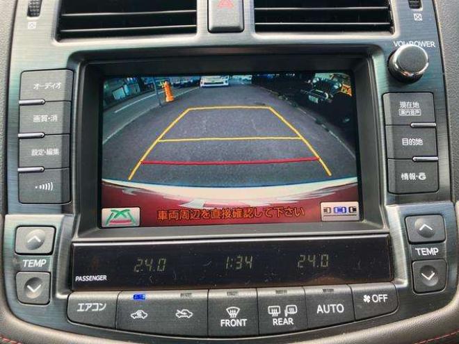 クラウンアスリート 2.5 i-Four 4WD　ロイヤルサルーン仕様　革シート　社外アルミ　スマートキー　シートヒーター　パワーシート　TV付ナビ　バックカメラ　ABS　オートクルーズコントロール 2500