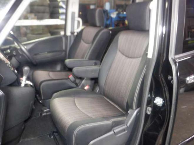 セレナ2.0 ハイウェイスター Vセレクション+SafetyII 4WD　本州仕入　MOPナビ　TV　アラウンドビューモニター　B/T　ETC　クルコン　フリップダウンモニター　両側パワスラ　LEDヘッドライト　フォグランプ　衝突軽減　アイドリングストップ　インテリキー 2000