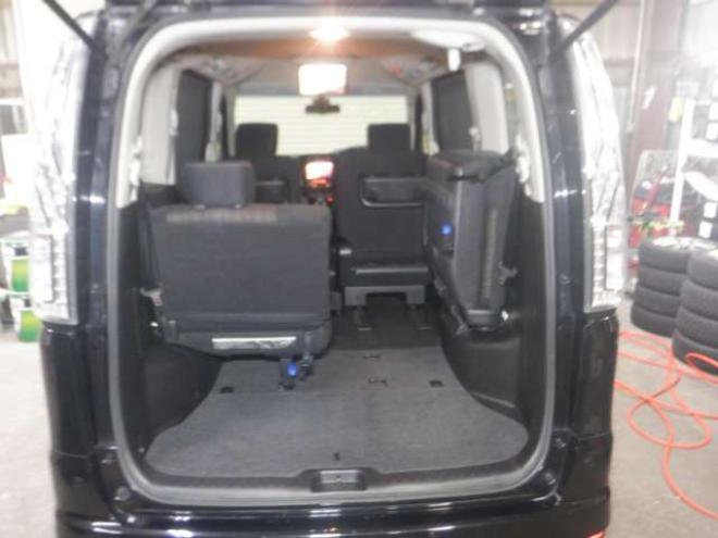 セレナ2.0 ハイウェイスター Vセレクション+SafetyII 4WD　本州仕入　MOPナビ　TV　アラウンドビューモニター　B/T　ETC　クルコン　フリップダウンモニター　両側パワスラ　LEDヘッドライト　フォグランプ　衝突軽減　アイドリングストップ　インテリキー 2000