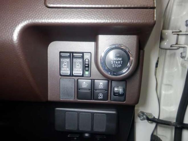 タンク1.0 G S 4WD　本州仕入・ナビ・TV・B/T・Bカメラ・両側電動スライドドア・クルコン・ETC・LEDフォグランプ・スマートキー・プッシュスタート・衝突軽減・ステアリングスイッチ・アイドリングストップ・オートエアコン 1000