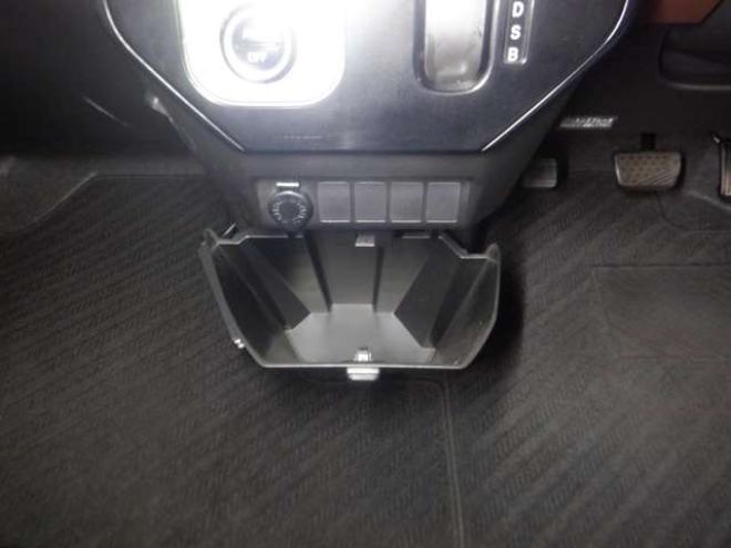 タンク1.0 G S 4WD　本州仕入・ナビ・TV・B/T・Bカメラ・両側電動スライドドア・クルコン・ETC・LEDフォグランプ・スマートキー・プッシュスタート・衝突軽減・ステアリングスイッチ・アイドリングストップ・オートエアコン 1000