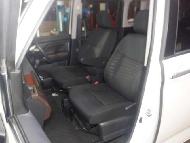 タンク1.0 G S 4WD　本州仕入・ナビ・TV・B/T・Bカメラ・両側電動スライドドア・クルコン・ETC・LEDフォグランプ・スマートキー・プッシュスタート・衝突軽減・ステアリングスイッチ・アイドリングストップ・オートエアコン 1000