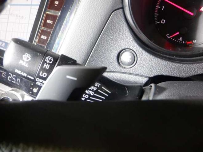 レガシィB4 2.5 4WD　本州仕入・ナビ・TV・B/T・Bカメラ・全席シートヒーター・LEDヘッドライト・アイドリングストップ・メモリー付電動シート・クルコン・パドルシフト・スマートキー・プッシュスタート・アイサイト 2500