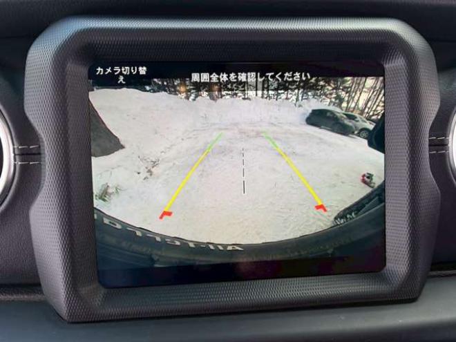 ラングラーアンリミテッド サハラ 3.6L 4WD　グラナイトグレー　エアコン　クルコン　パワステ　パワーウィンドウ　フロントカメラ　バックカメラ　キーレスエントリー　アルミホイール　ABS　横滑り防止装置　盗難防止装置　フルセグTV 正規輸入車 3600