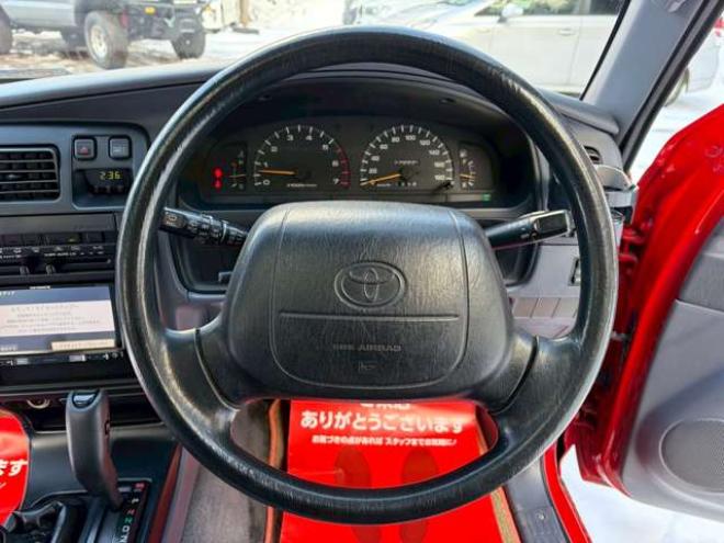 ハイラックスサーフ2.7 SSR-X 4WD　リフトアップ　全塗装済レッド　社外ナビ　ETC　パワステ　パワーウィンドウ　ABS　キーレスエントリー　ルーフレール　サンルーフ 2700