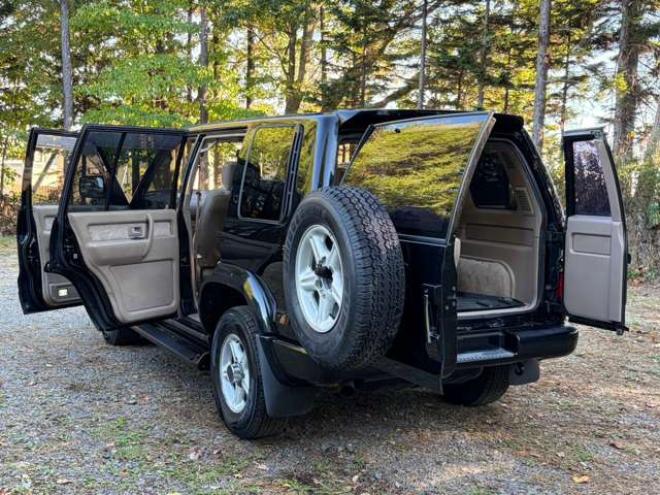 ビックホーン3.0 プレジールII ロング ディーゼルターボ 4WD　ディスプレイオーディオ・ETC・1ナンバー登録 3000