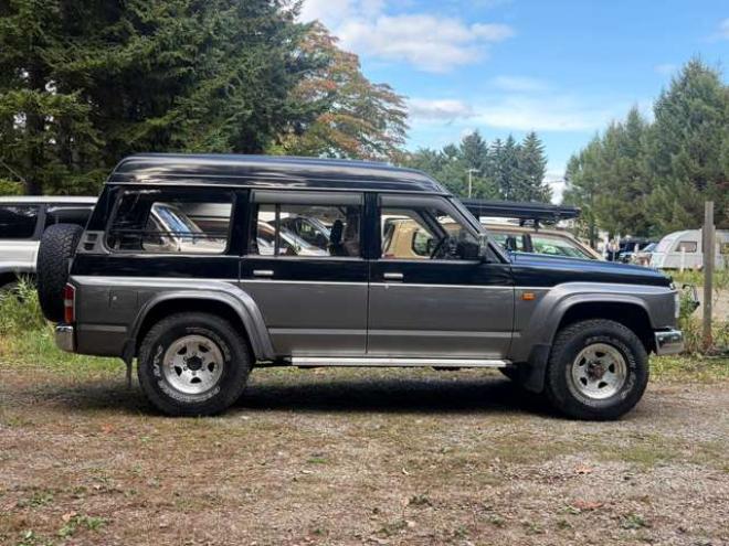 サファリ4.2 エクストラハイルーフグランロード ディーゼル 4WD　ハイルーフ　マッドフラップ　社外アルミ 4200