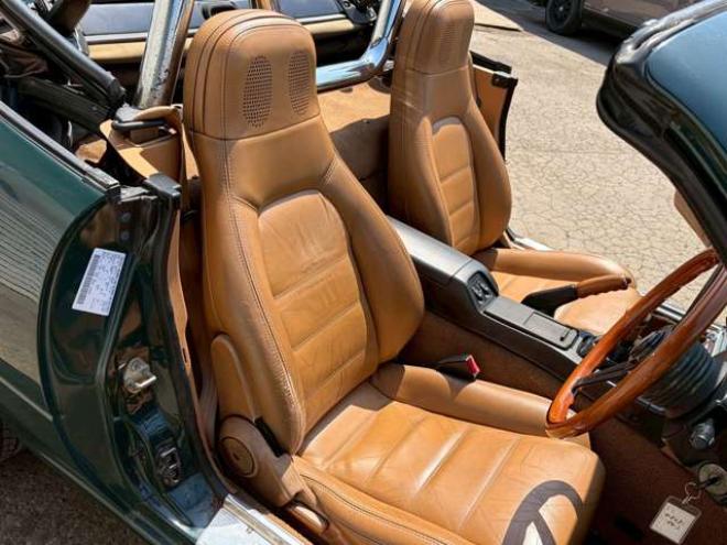 ロードスター1.8 Vスペシャル　パワステ　パワーウィンドウ　エアコン　アルミホイール　ETC　ABS　横滑り防止装置 2WD 1800
