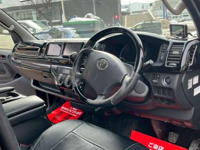 ハイエース2.7 GL ロング ミドルルーフ 4WD　10人乗り　パワステ　パワーウィンドウ　エアコン　社外ナビ　後席モニター　キーレスエントリー　片側スライドドア　盗難防止装置　フロントモデリスタ 2700